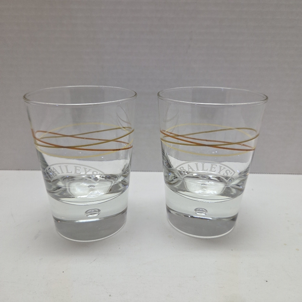 Baileys Original Irish Cream Bubble Base Rocks Latte Ring Logo Glasses Set Of 2